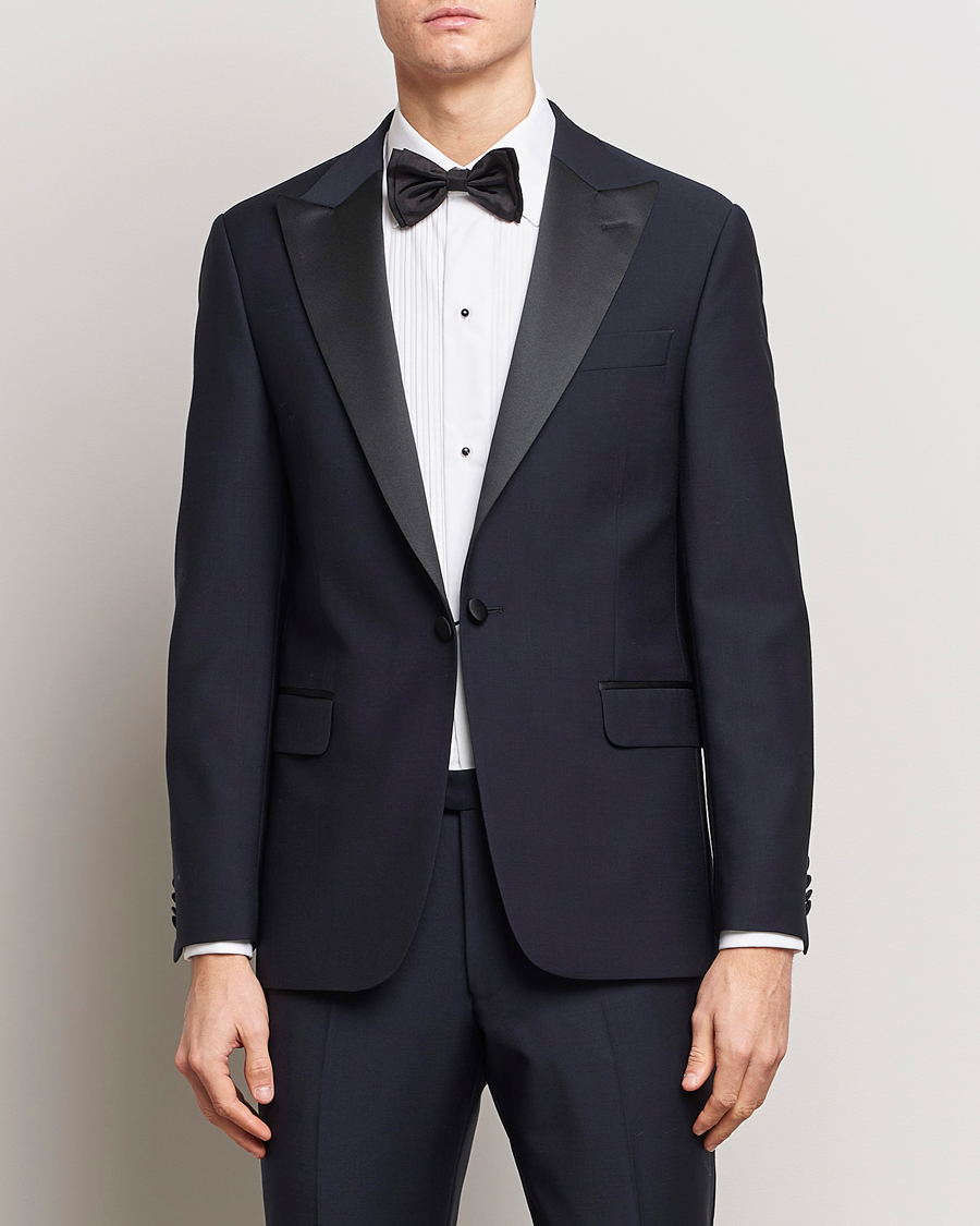 Oscar Jacobson Frampton Wool Tuxedo Suit Navy
