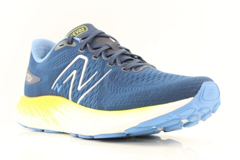 New Balance EVOZ