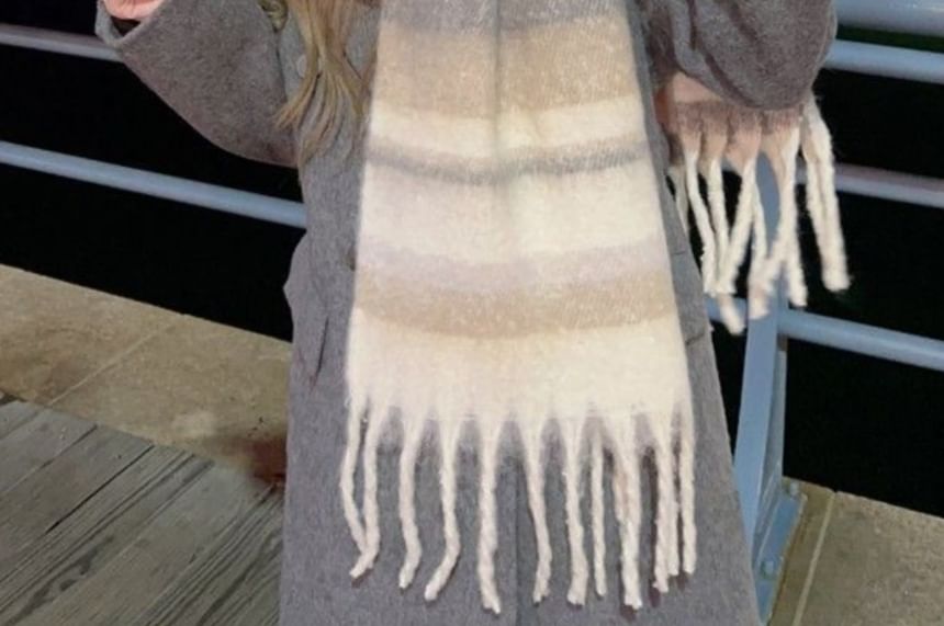 Hyeeun - Geruite Mohair Sjaal met Franjes