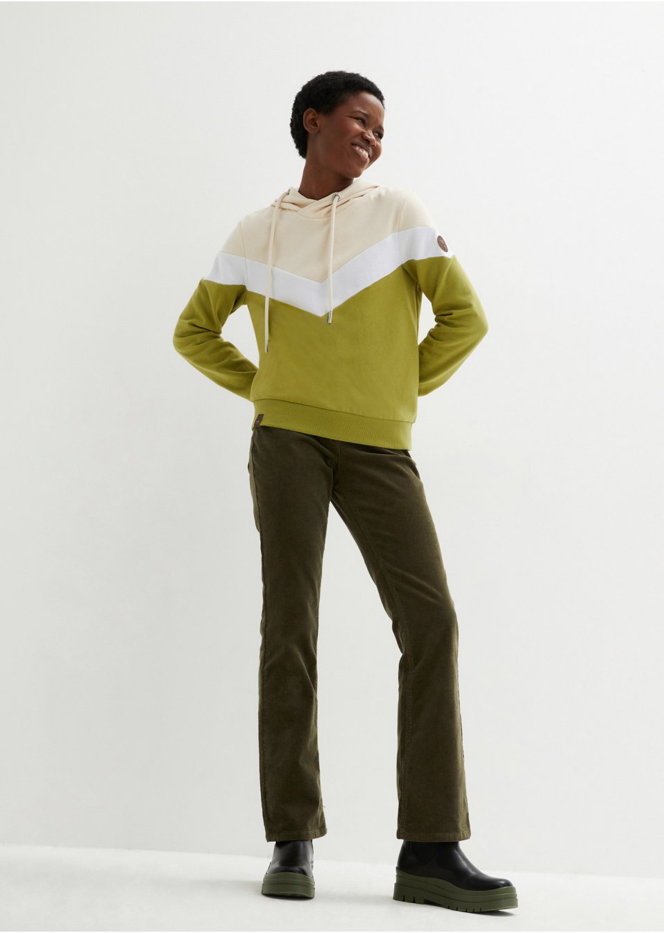 Sweat-shirt à grand col et capuche