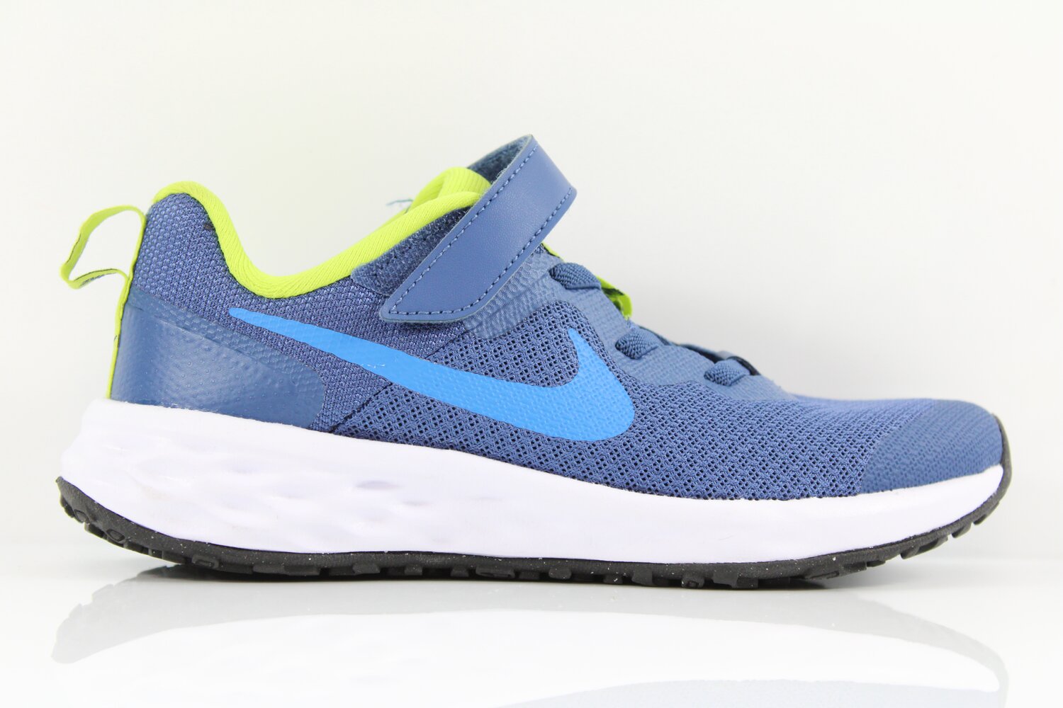 Nike Sneaker