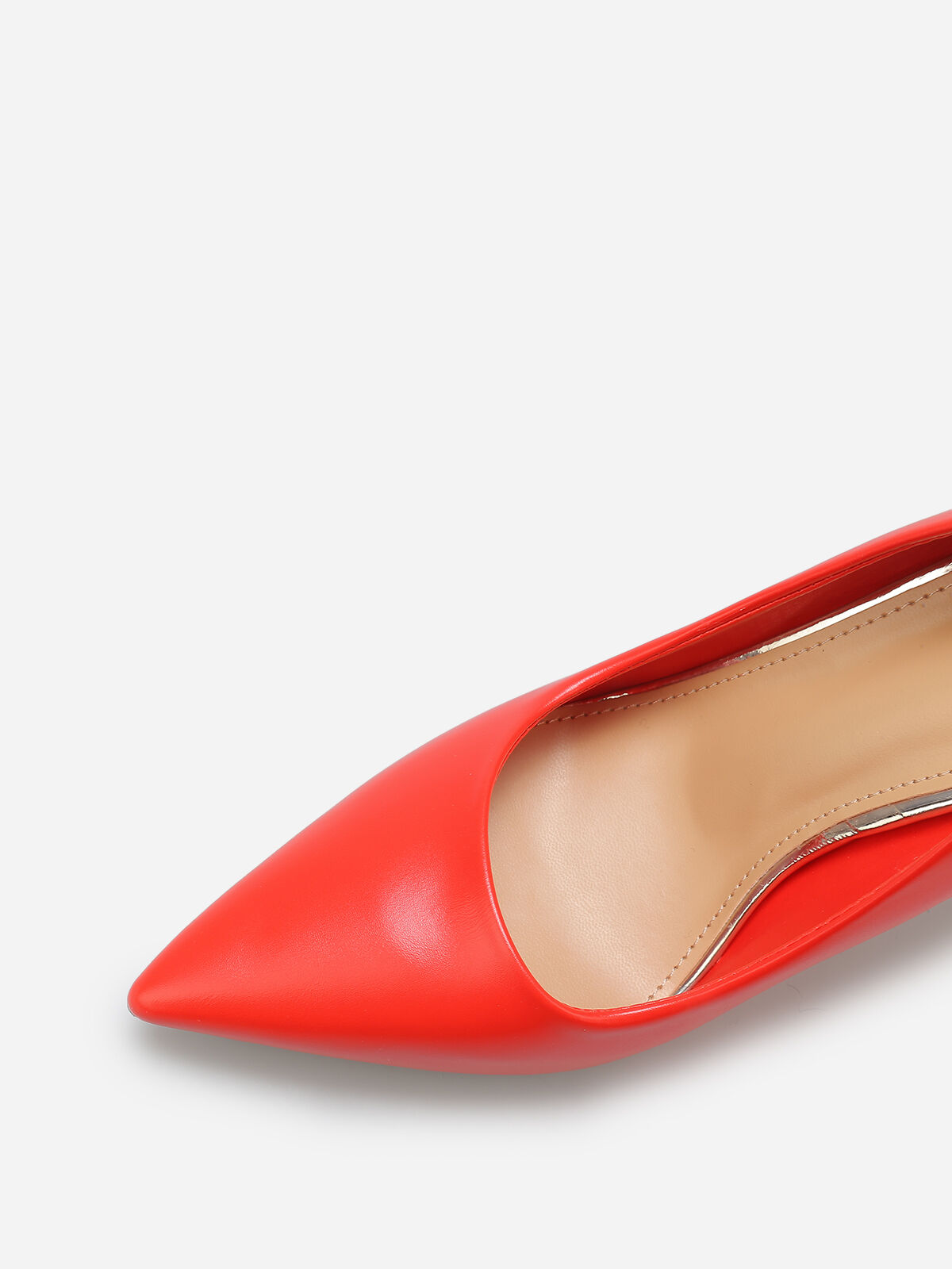 Stilettos pointus à talon verni- Rouge