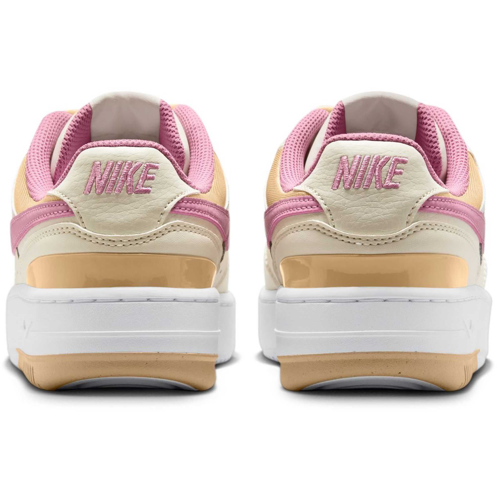 NikeNike Gamma Force Women