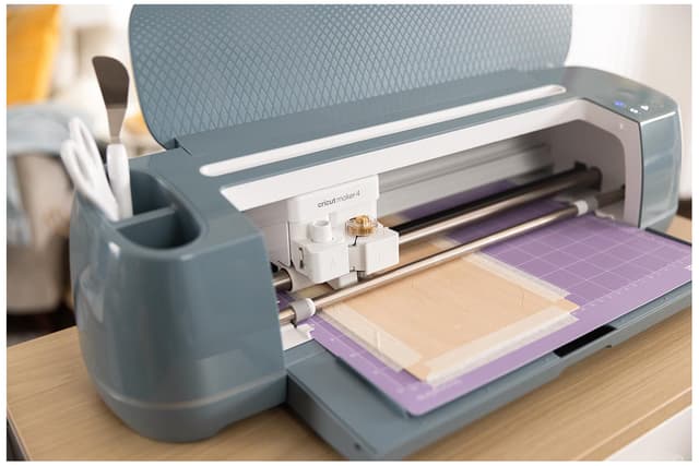Cricut Maker 4 digital skæremaskine