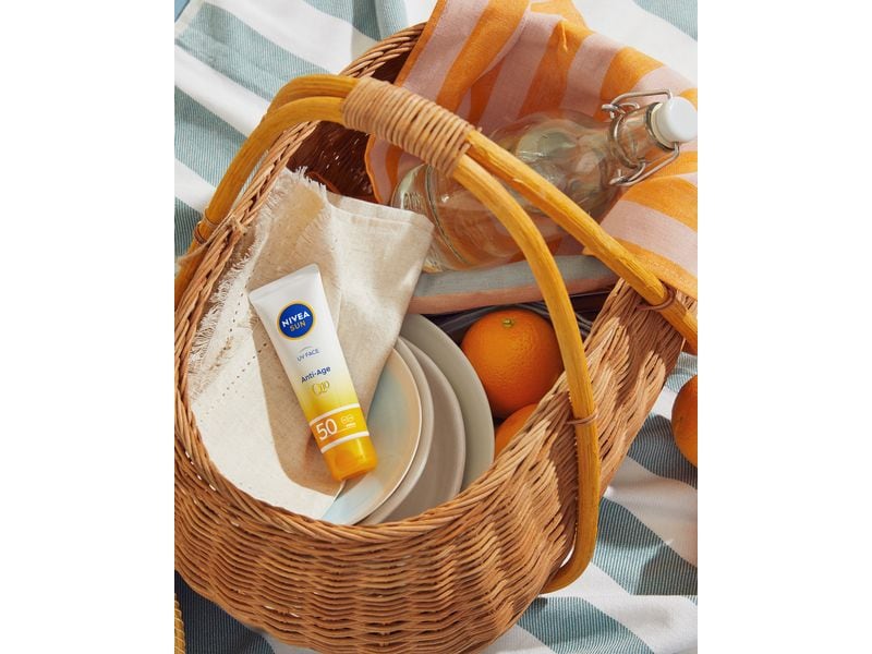 NIVEA SUN Sonnencreme UV Face Anti-Age and Anti-Pigments LS Sofortiger Sonnenschutz schützt vor Hautalterung und Pigmentflecken