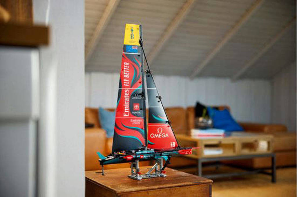 Emirates Team New Zealand AC75 jacht Decoratie Bouwpakket voor Volwassenen 42174 Technic