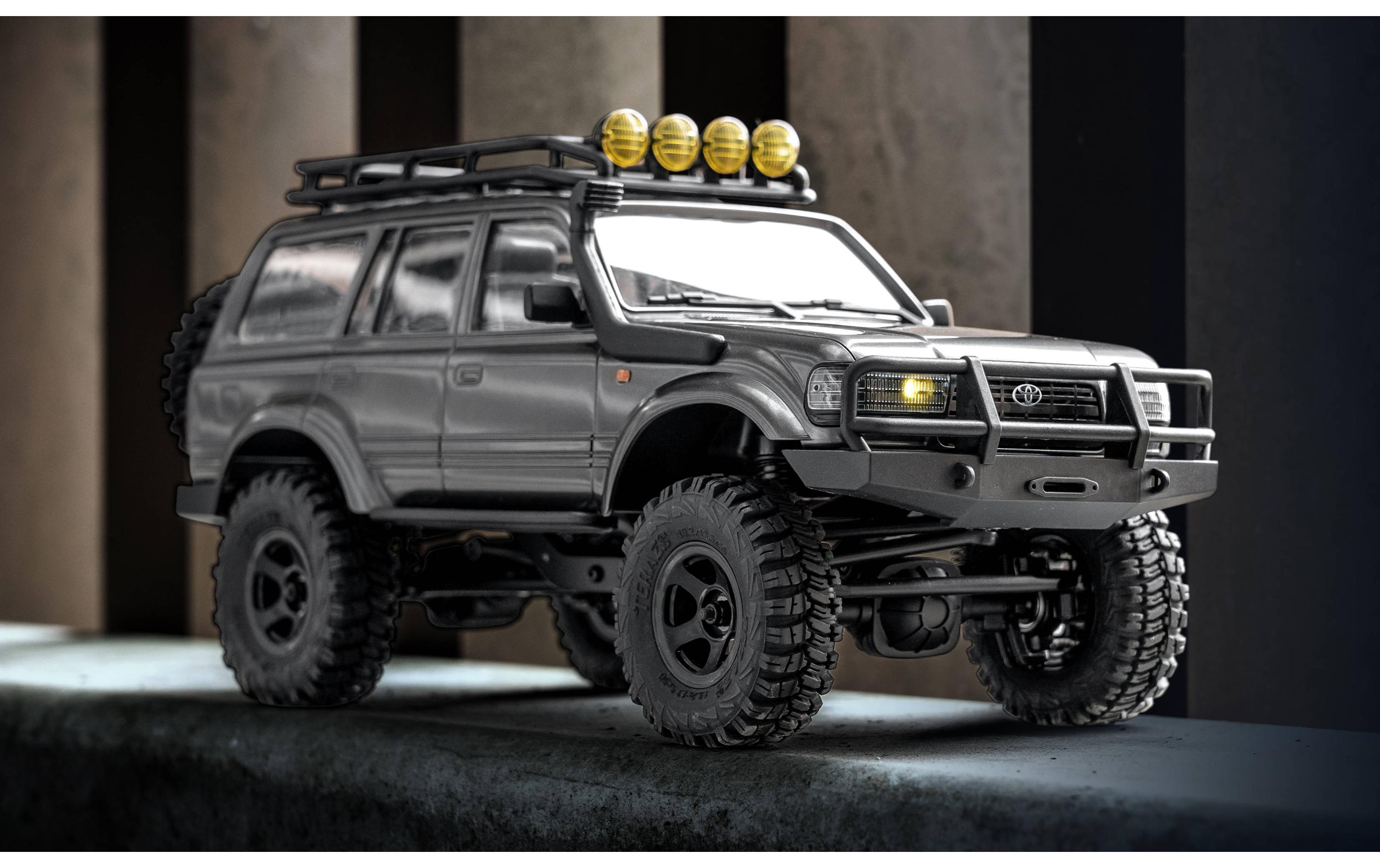 Scale Crawler Toyota Land Cruiser LC80 RTR, 1:18<br>Originalgetreuer Mini-Scaler mit offiziell lizenzierter Toyota LC80 Land Cruiser Karosserie