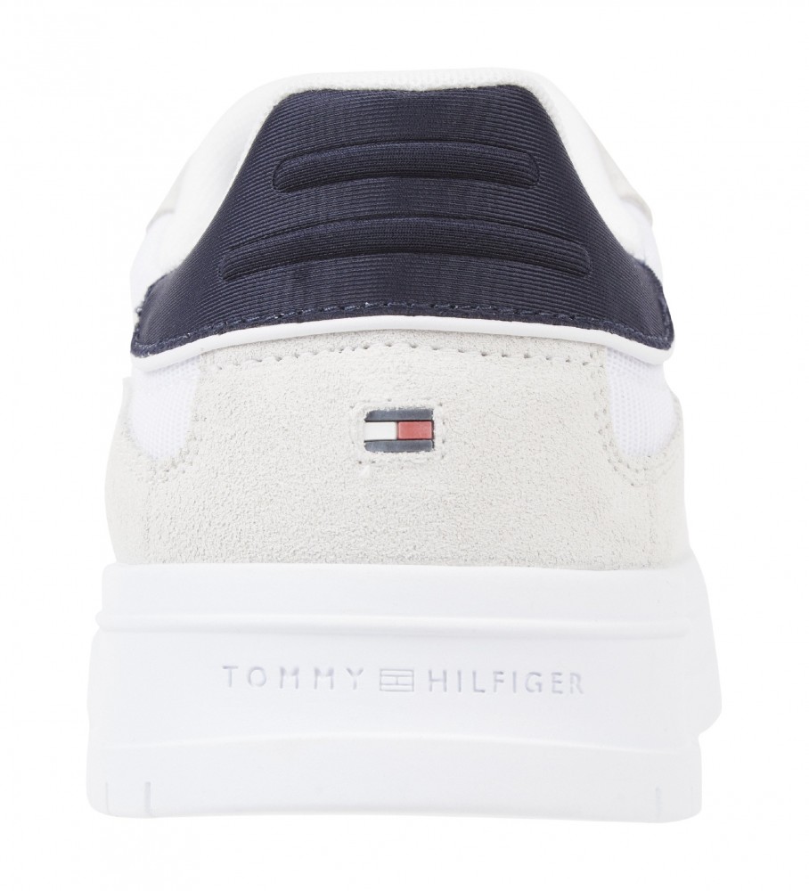 Tênis Tommy Hilfiger de couro com sola de borracha e cadarço, branco