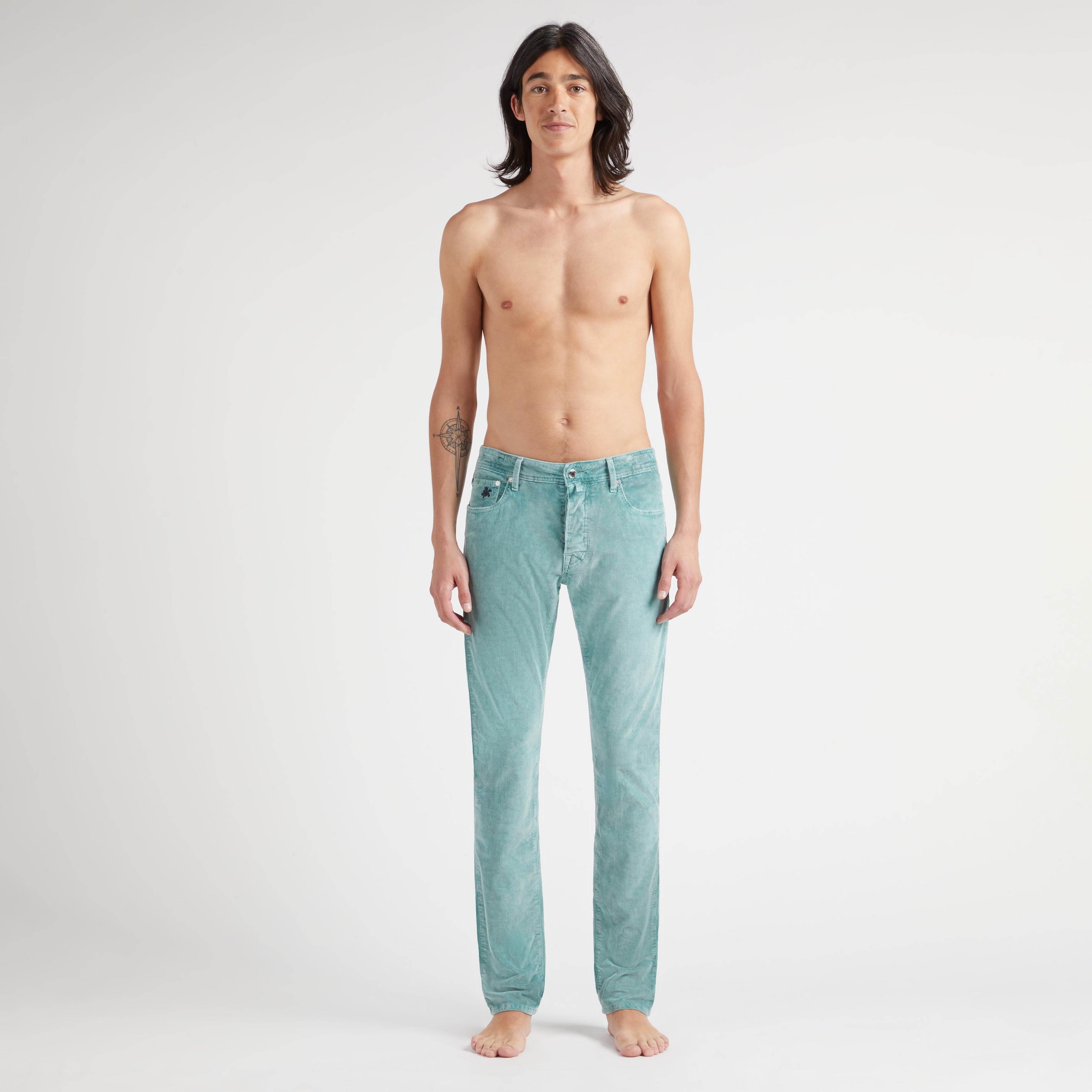 Pantalon en Velours Côtelé 5 Poches Homme 1500 Raies