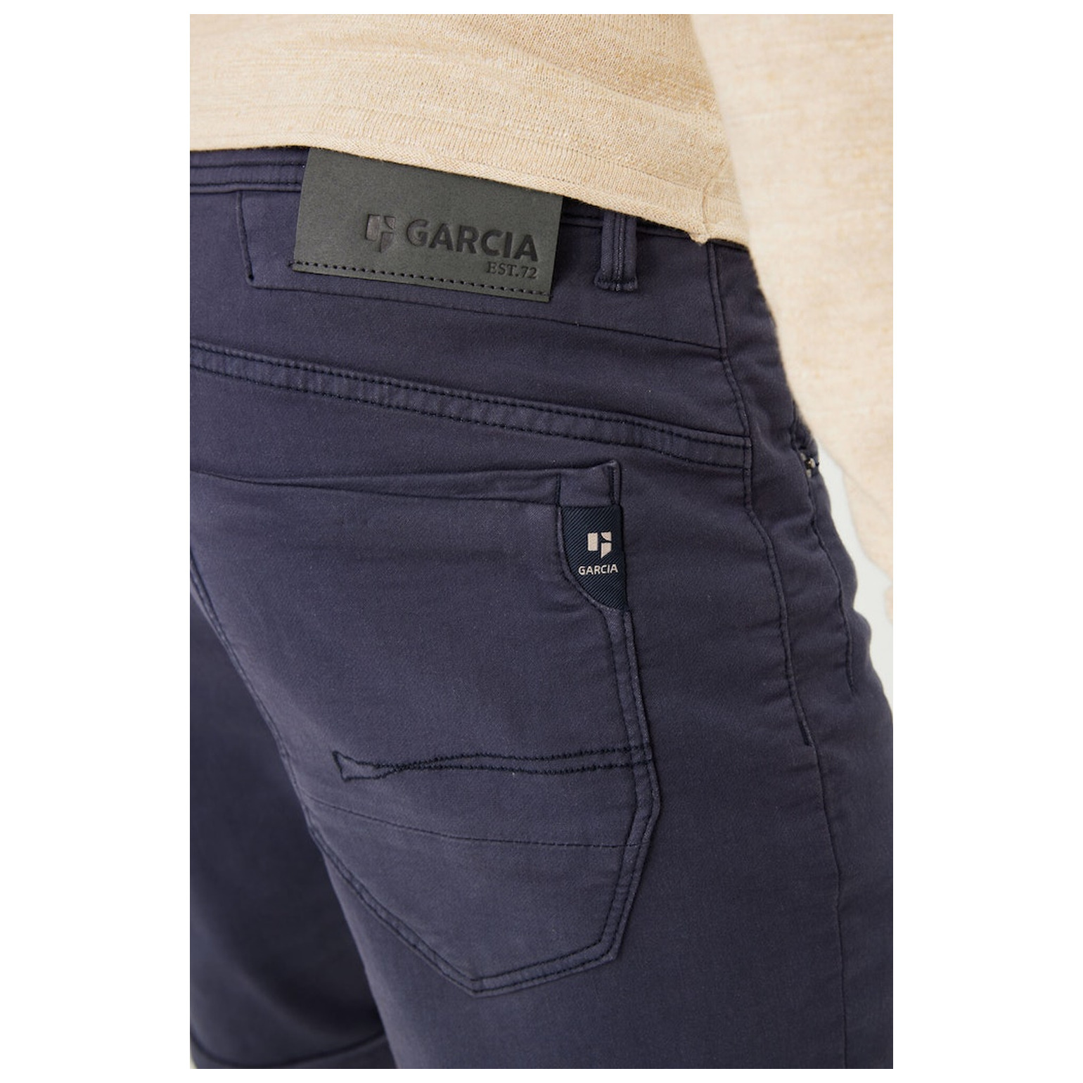 Garcia 695 col.292_Rocko short