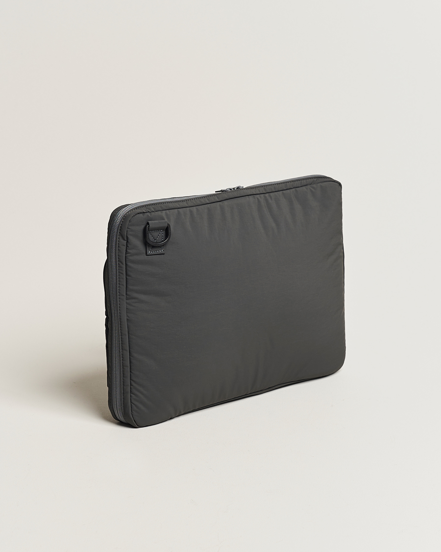 mazi untitled AM Case 02 Nylon Portfolio Grey
