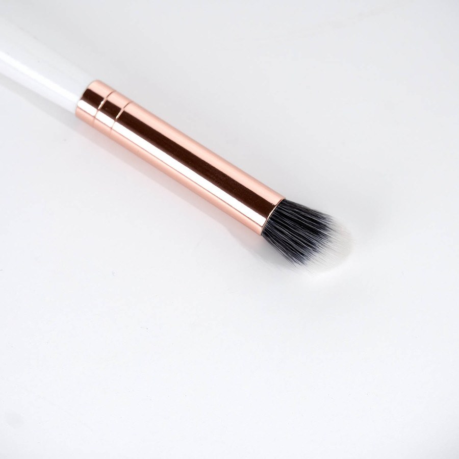 Brushworks White & Gold Highlight and Contour Brush