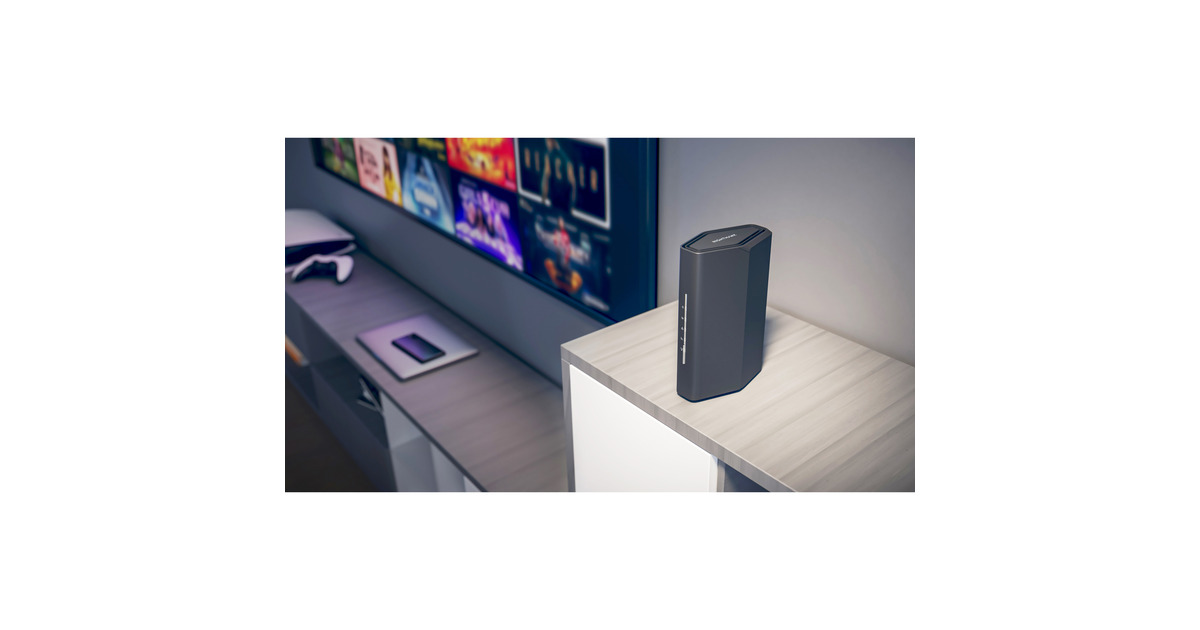 NetgearNighthawk WiFi 7-router RS100  (Zwart)