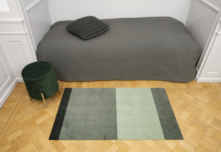 Tica Copenhagen Løber, 67x120 cm, stripes-horizon lys/støvet og mørkegrøn Lys/støvet og mørkegrøn