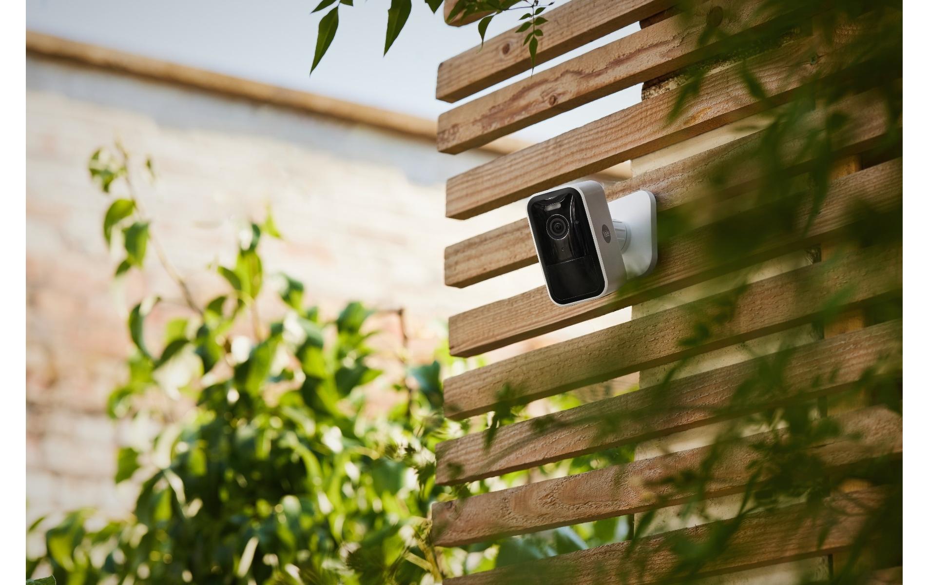 Smart Outdoor WiFi Camera<br>Kabellose WLAN-Aussen-Kamera mit Akku