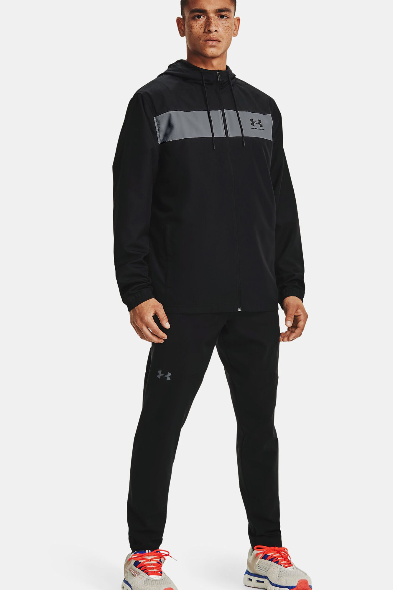 Chaqueta cortavientos Under Armour - negro