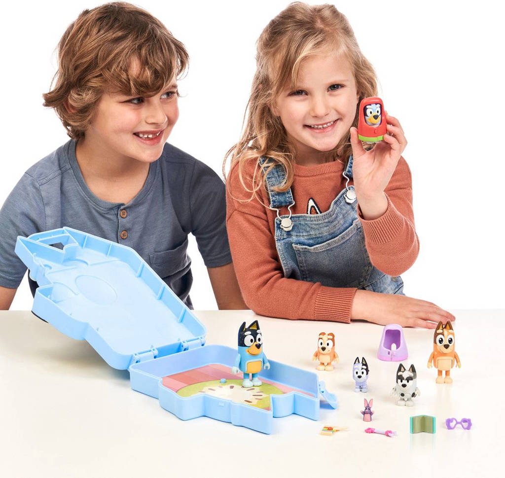 Bluey Ultimate Play & Go Set