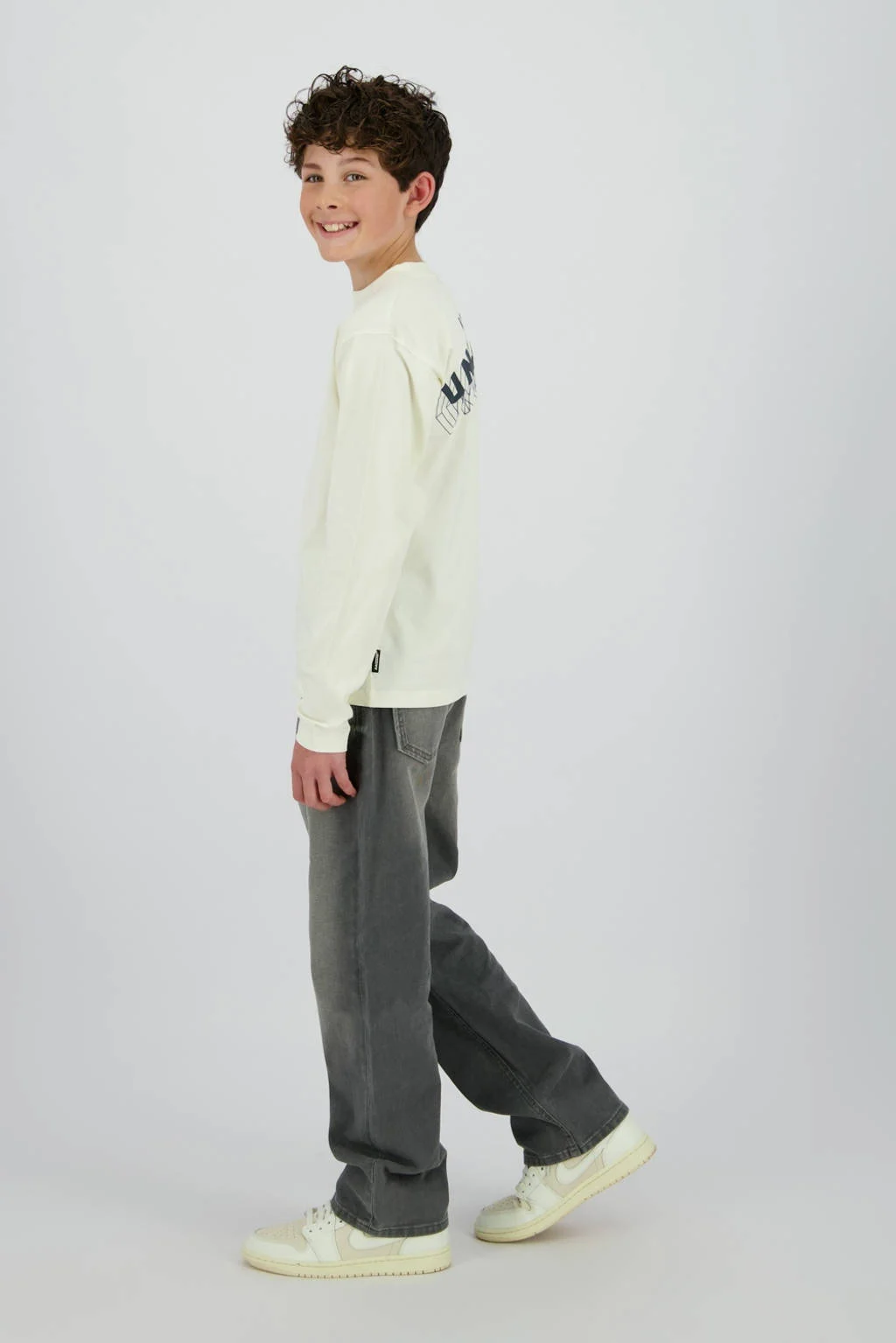 Raizzed loose fit straight leg jeans grey denim
