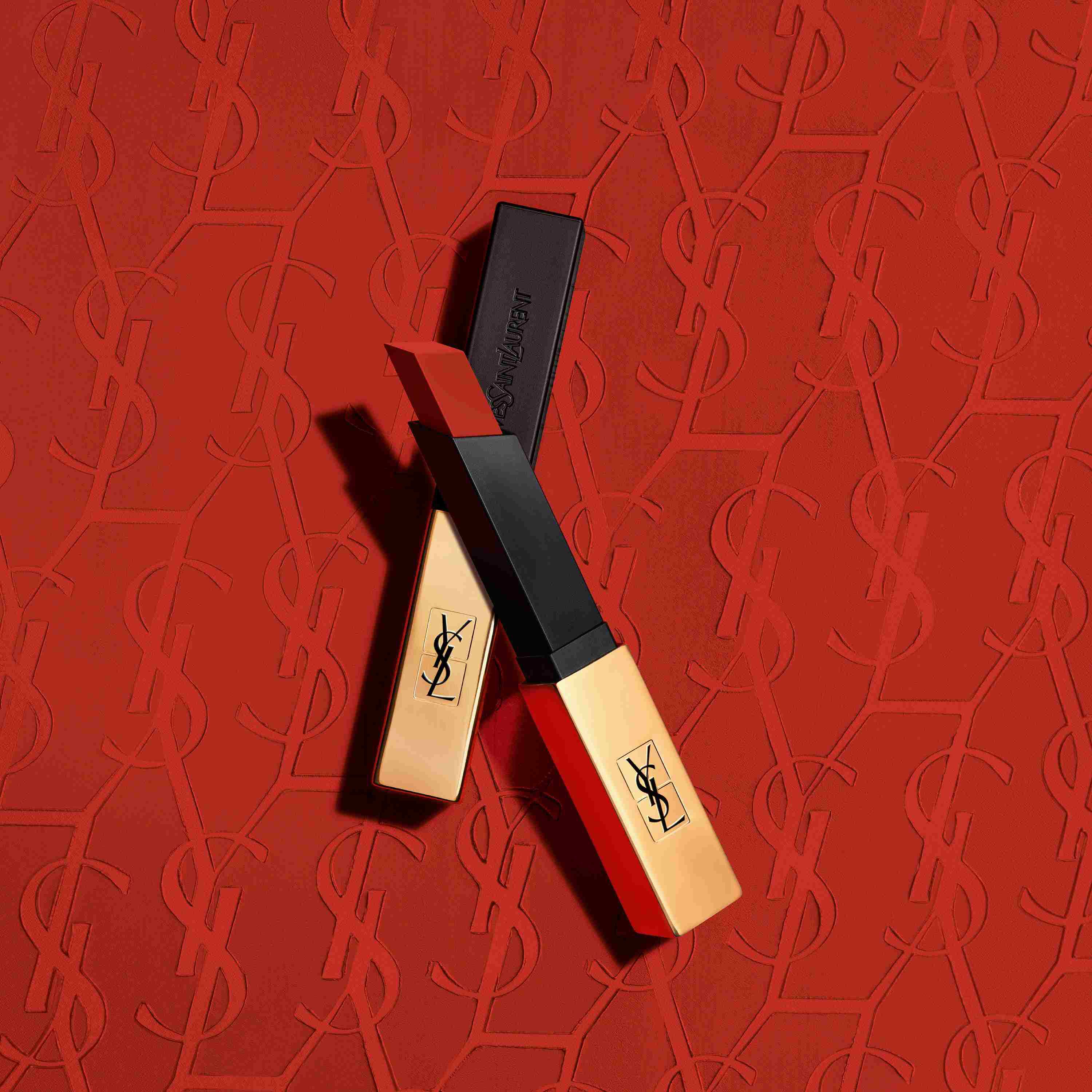 Rouge Pur Couture The Slim  Rouge à Lèvres Ultra-Mat - 32 DARE TO ROUGE