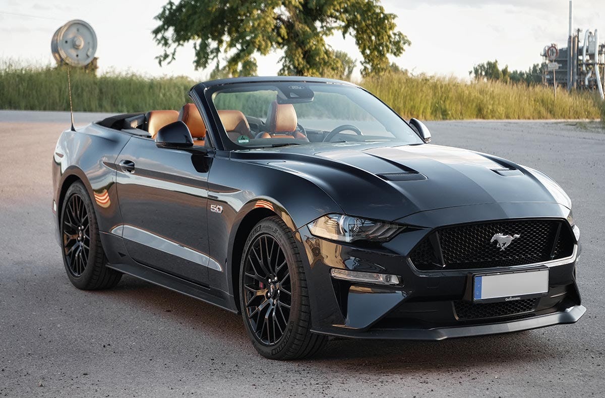 Ford Mustang Cabrio mieten Bötzingen (1 Tag)