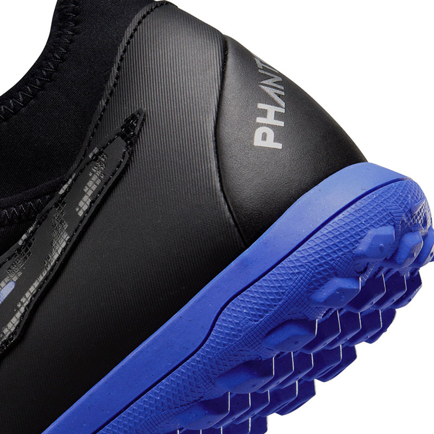 Nike Phantom GX Club DF TF