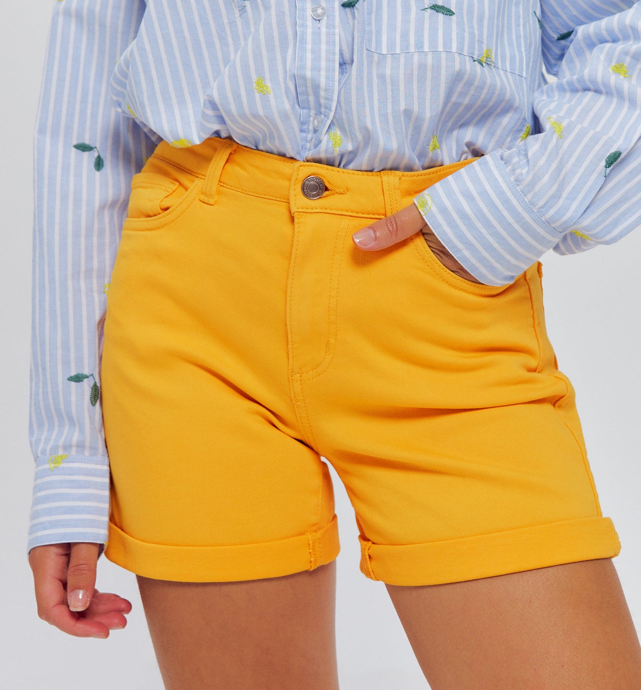 Short en toile unie Femme - Jaune