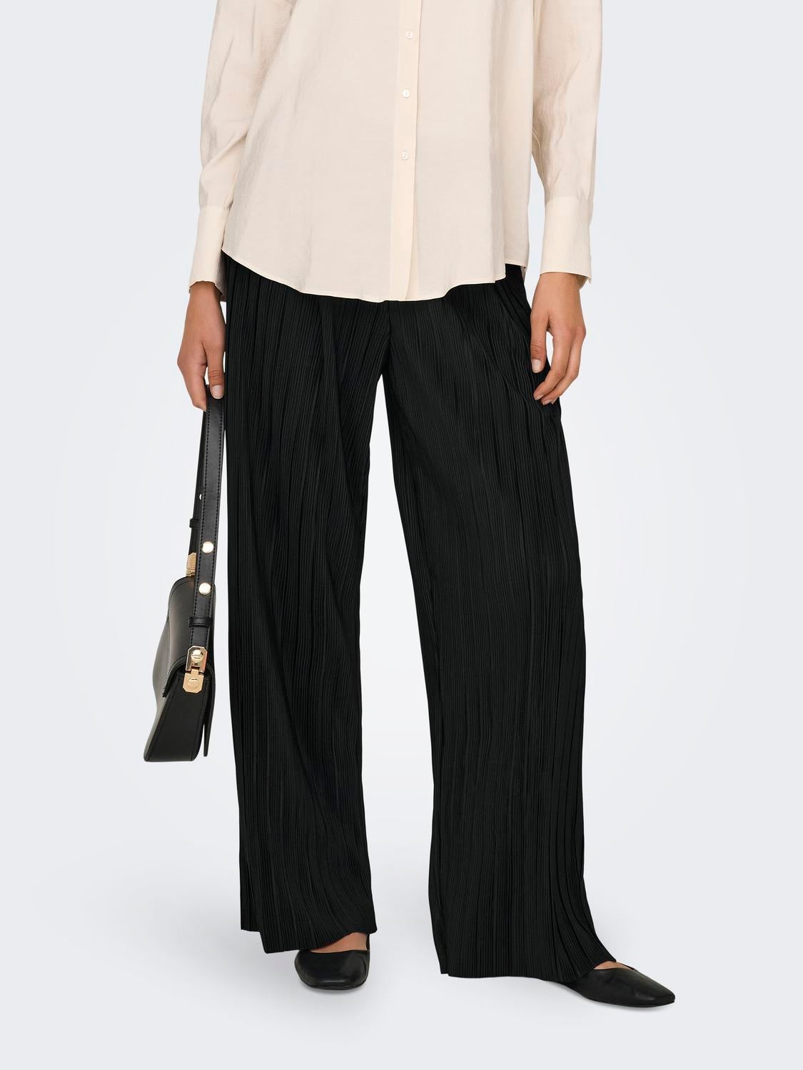 ONLRAVENNA Normal geschnitten Hose Black