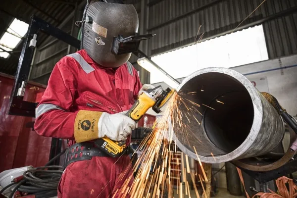 DeWALT XR DCG405P2 - Vinkelkværn - ledningfri - 125 mm - 2 batterier - 18 V