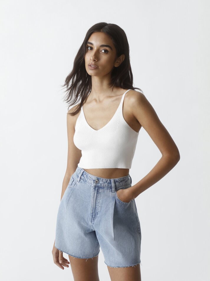 Bermuda jeans com pregas - Azul índigo claro
