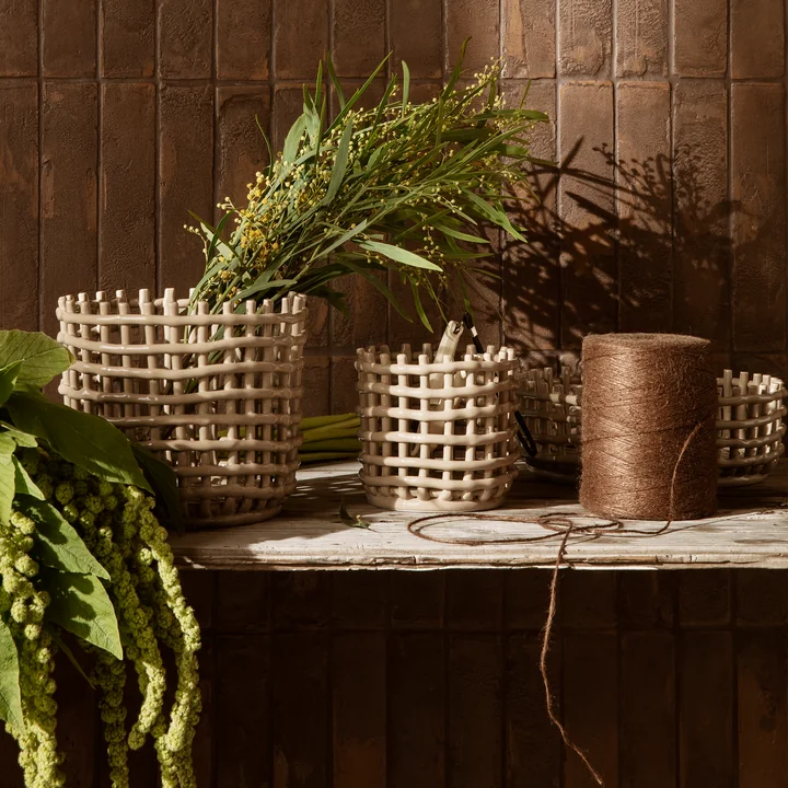 Ferm Living - Keramik Korb, gross, blau