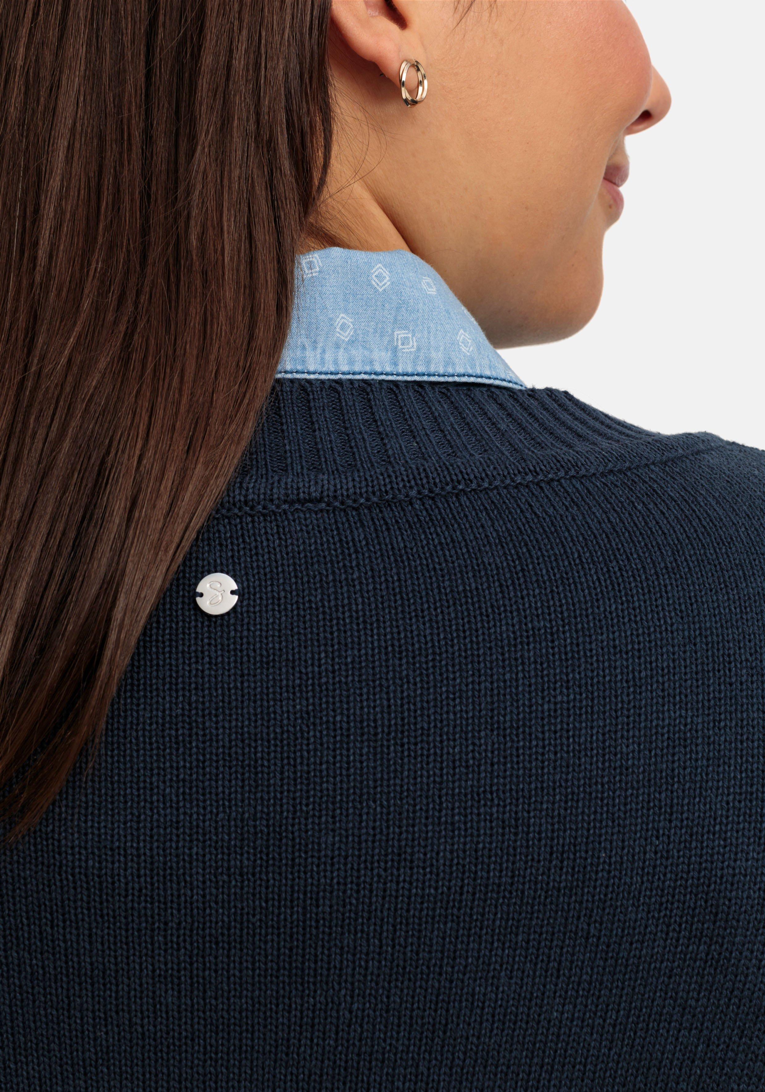 Gestreifter Pullover im Strickmix, mit V-Ausschnitt