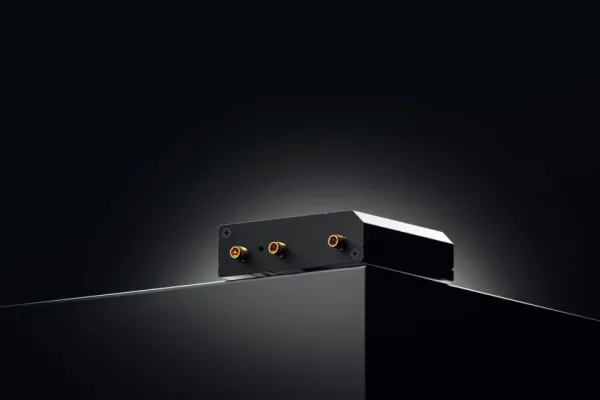 Teltonika RUT241 - Trådløs router - WWAN - 802.11b/g/n (4G/LTE) - 2,4 GHz - DIN monterbar på skinne