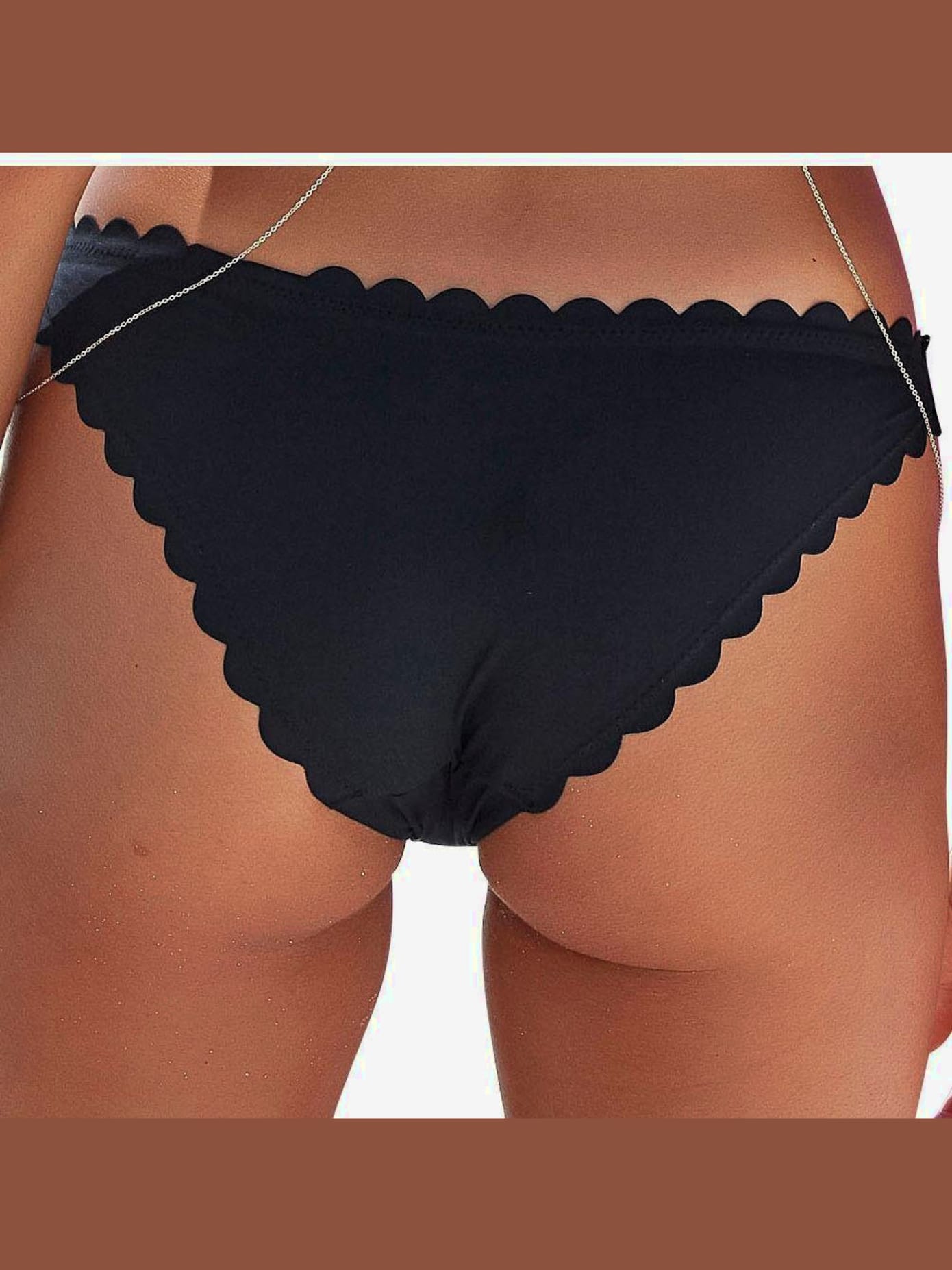 Bas de maillot de bain bords ondulés au laser