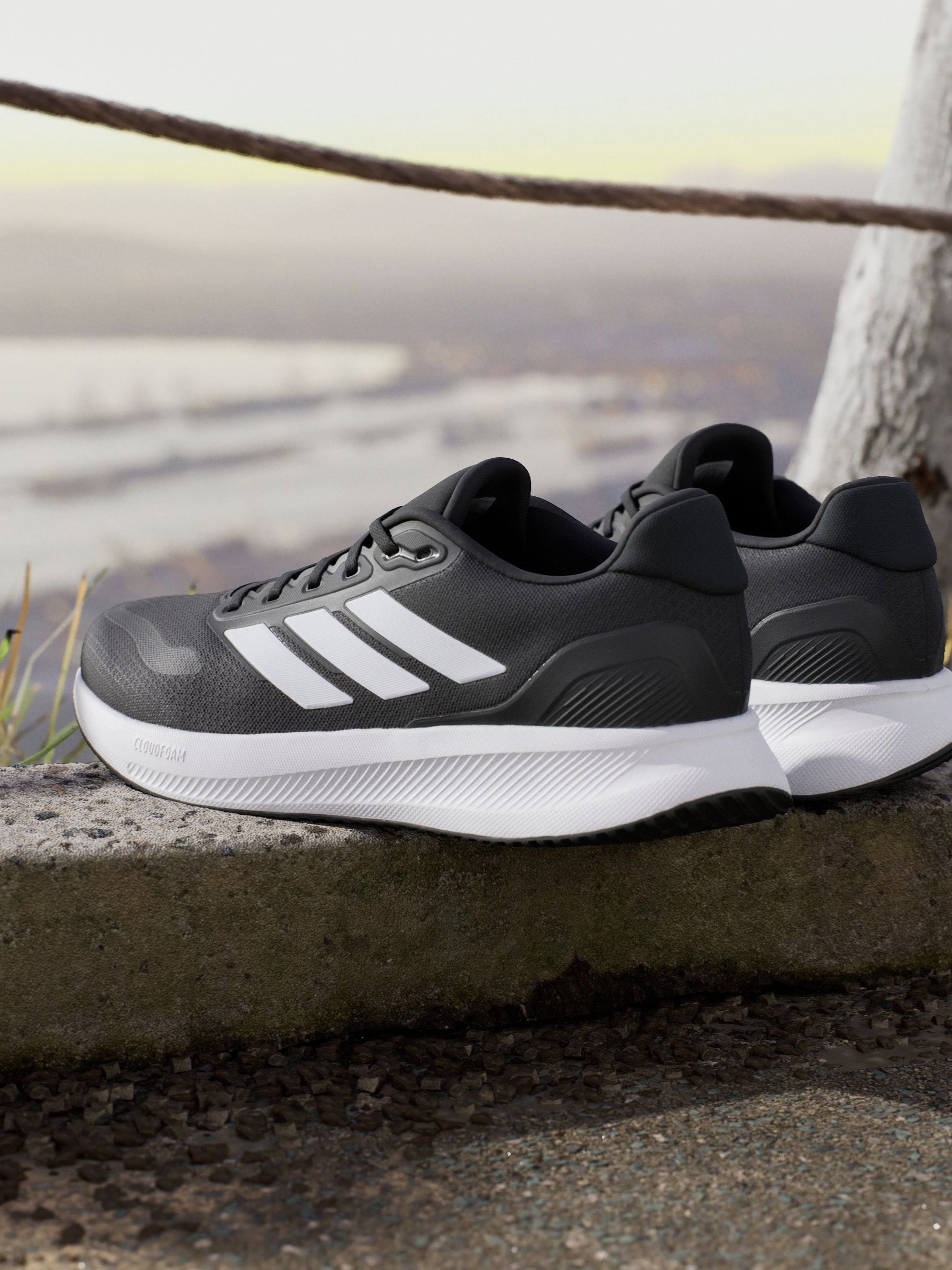 Zwart/wit - adidas Runfalcon 5 Running Trainers