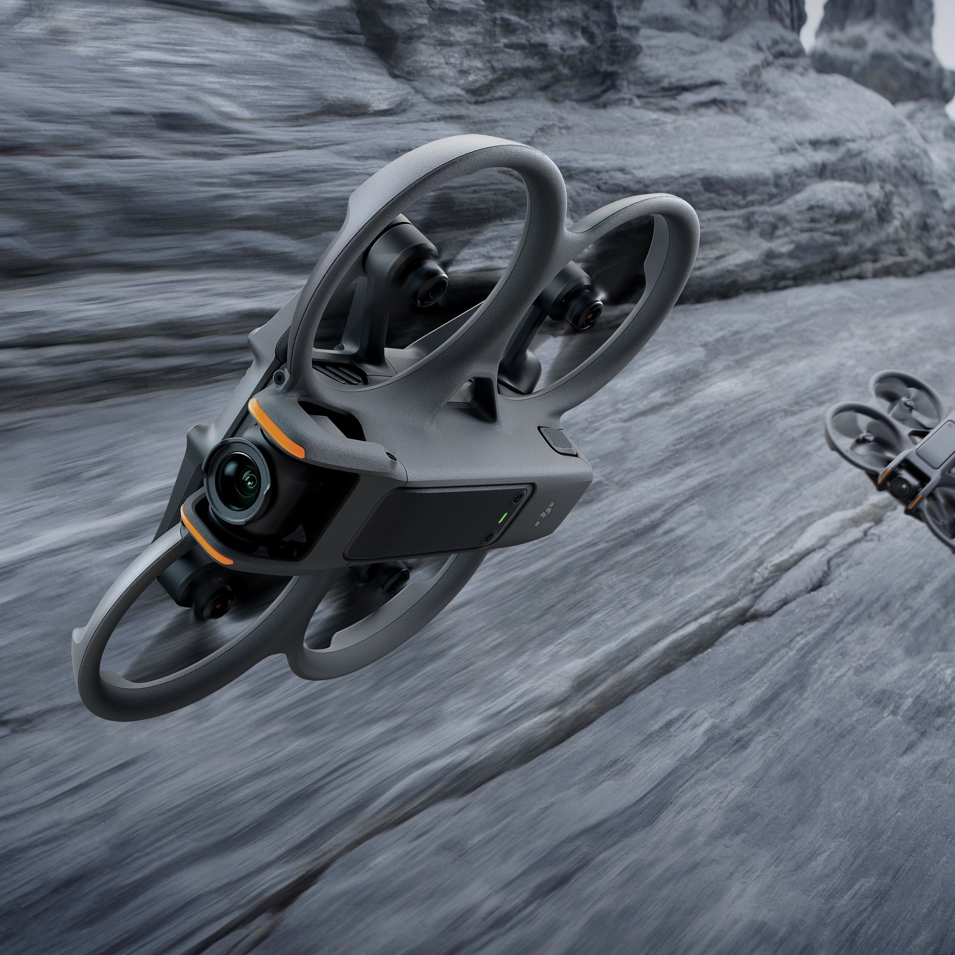 DJI Avata 2 Fly More Combo (tre batterier)