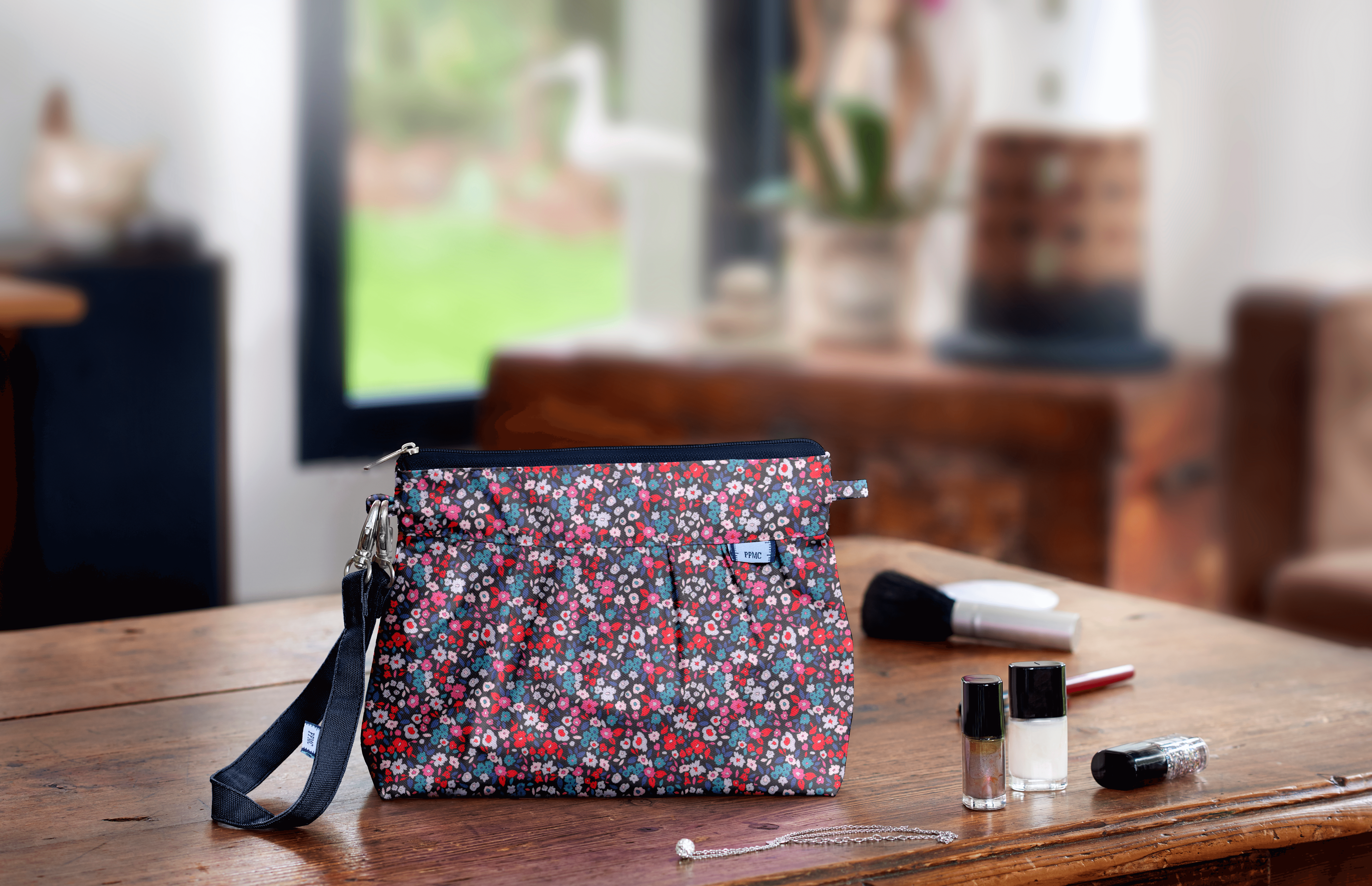 Pochette Plissée Romance Fleurie