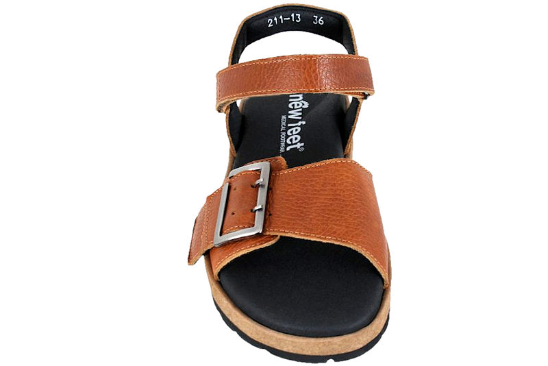 NEW FEET SANDAL I BRUNT KALVESKIND