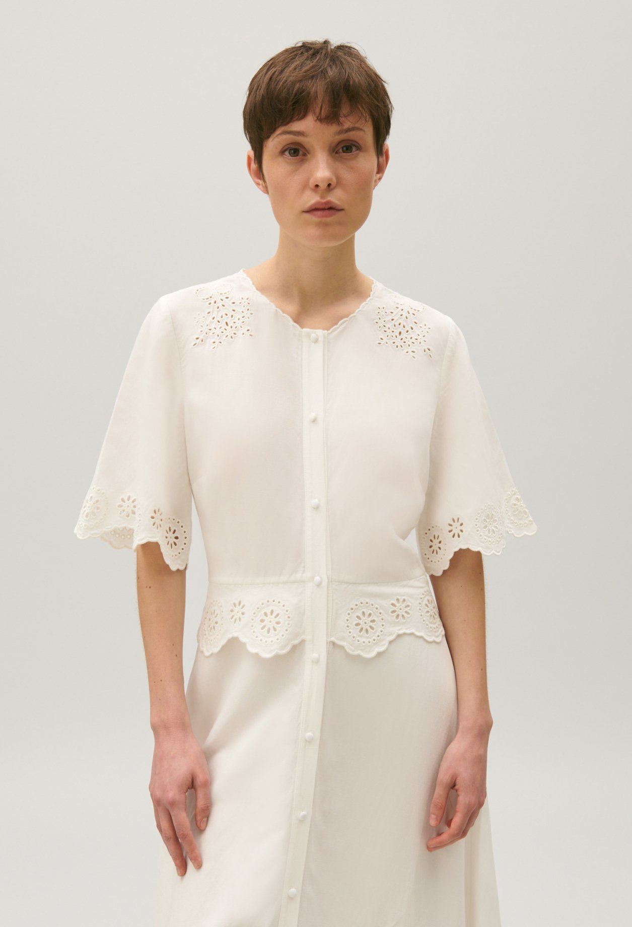 Robe longue broderie anglaise ecrue