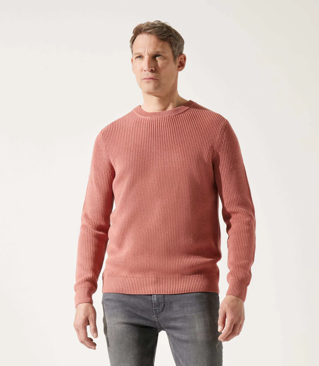 Pull col rond rose vieilli