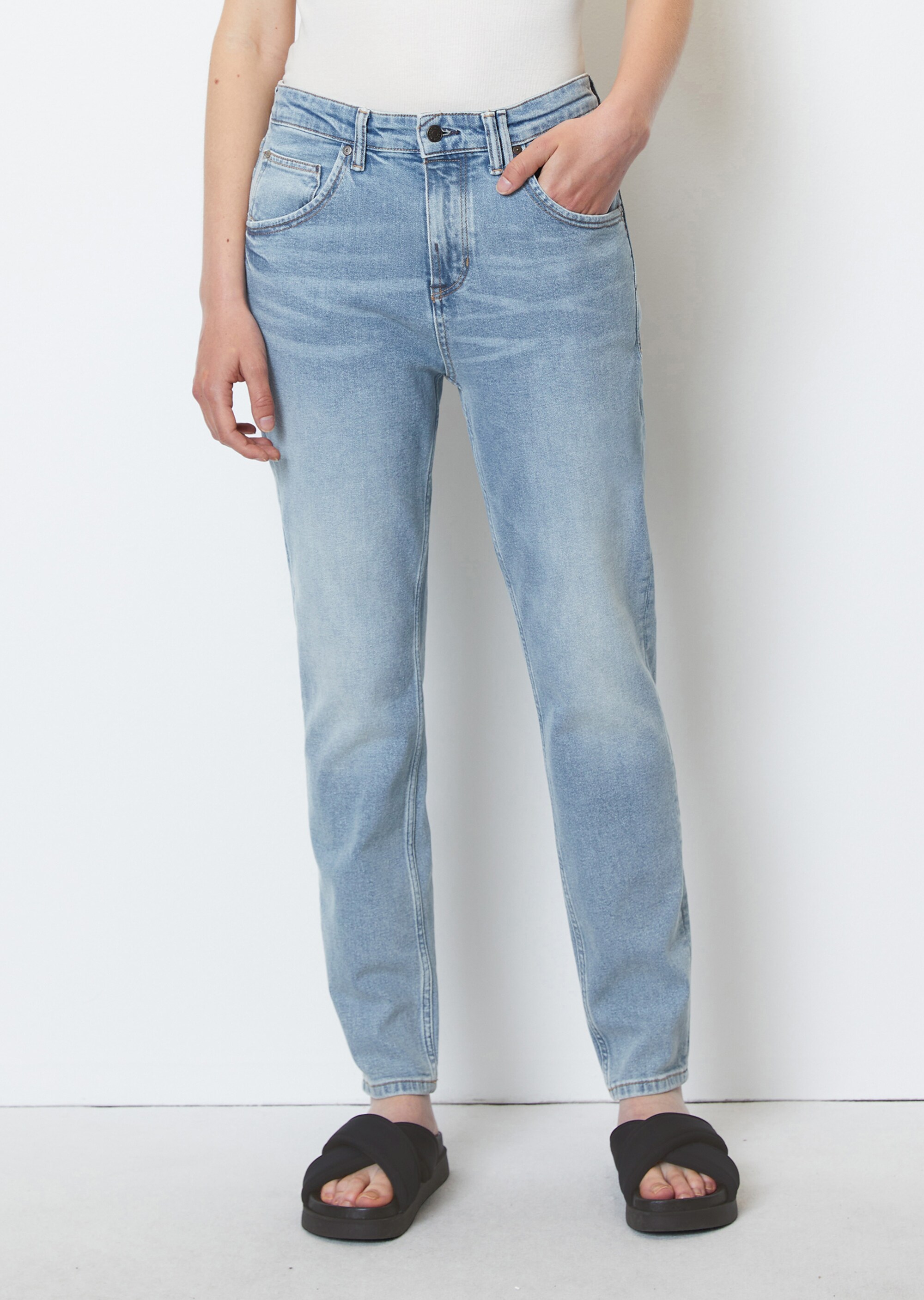 Jeans Modell FREJA boyfriendaus stretchiger Bio-Baumwolle