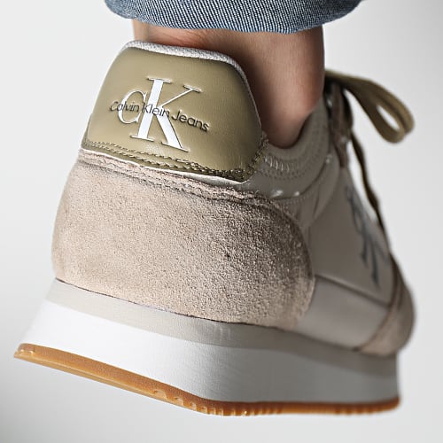 Baskets Runner Sock Lace Up 0553 Eggshell Travertine