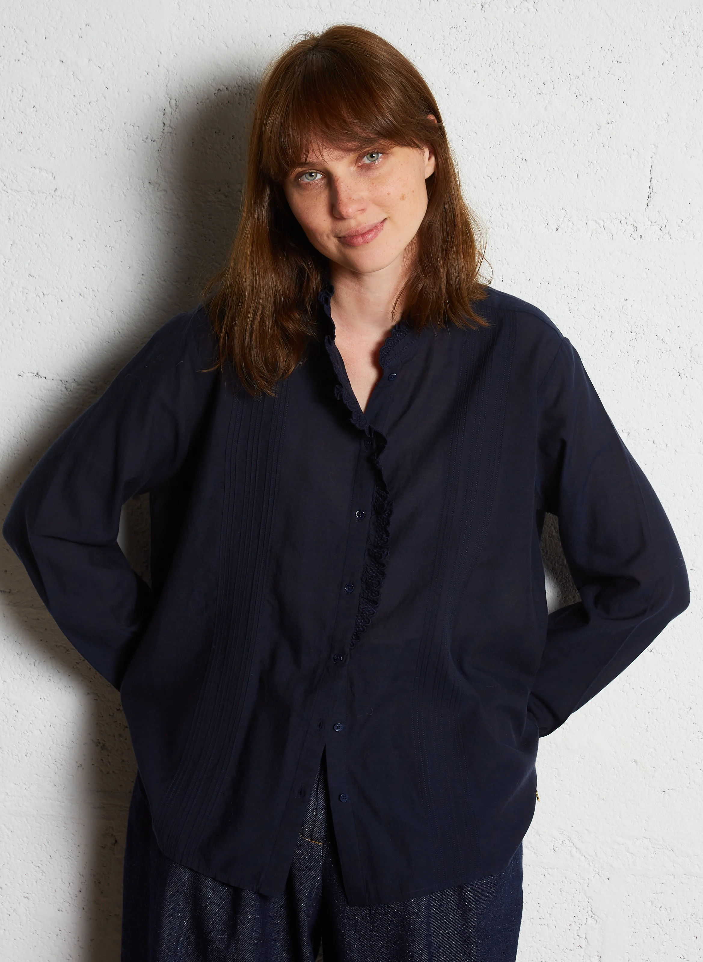 ETHEL - Blouse droite brodée en coton mélangée | Bleu