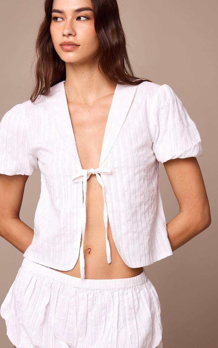 Blanc Blouse En Coton Brodé À Nouer Sur Le Devant