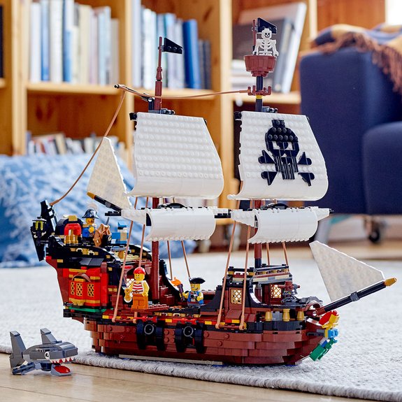 Le bateau pirate LEGO CREATOR 31109
