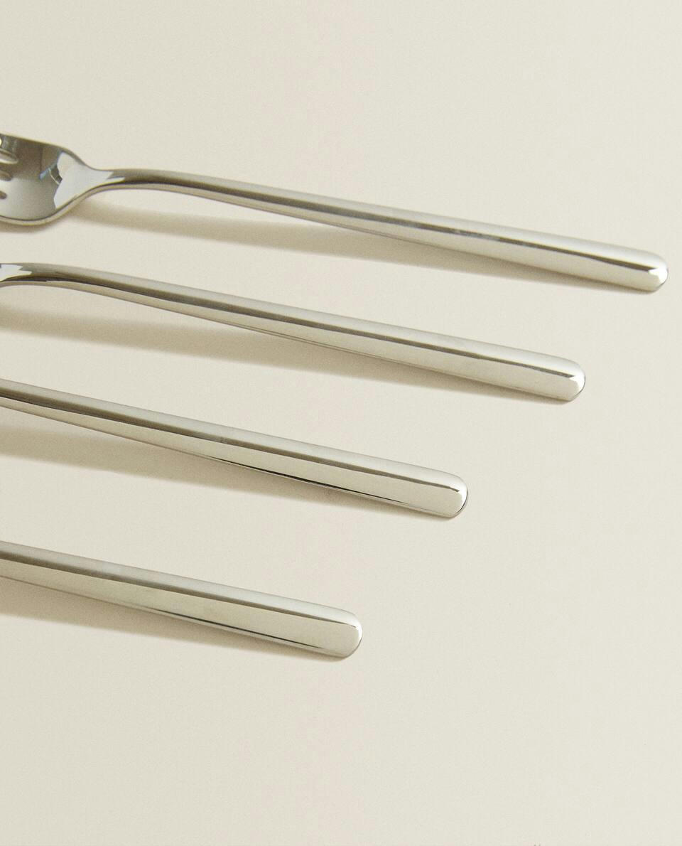 Caixa com 4 garfos de aço brilhante