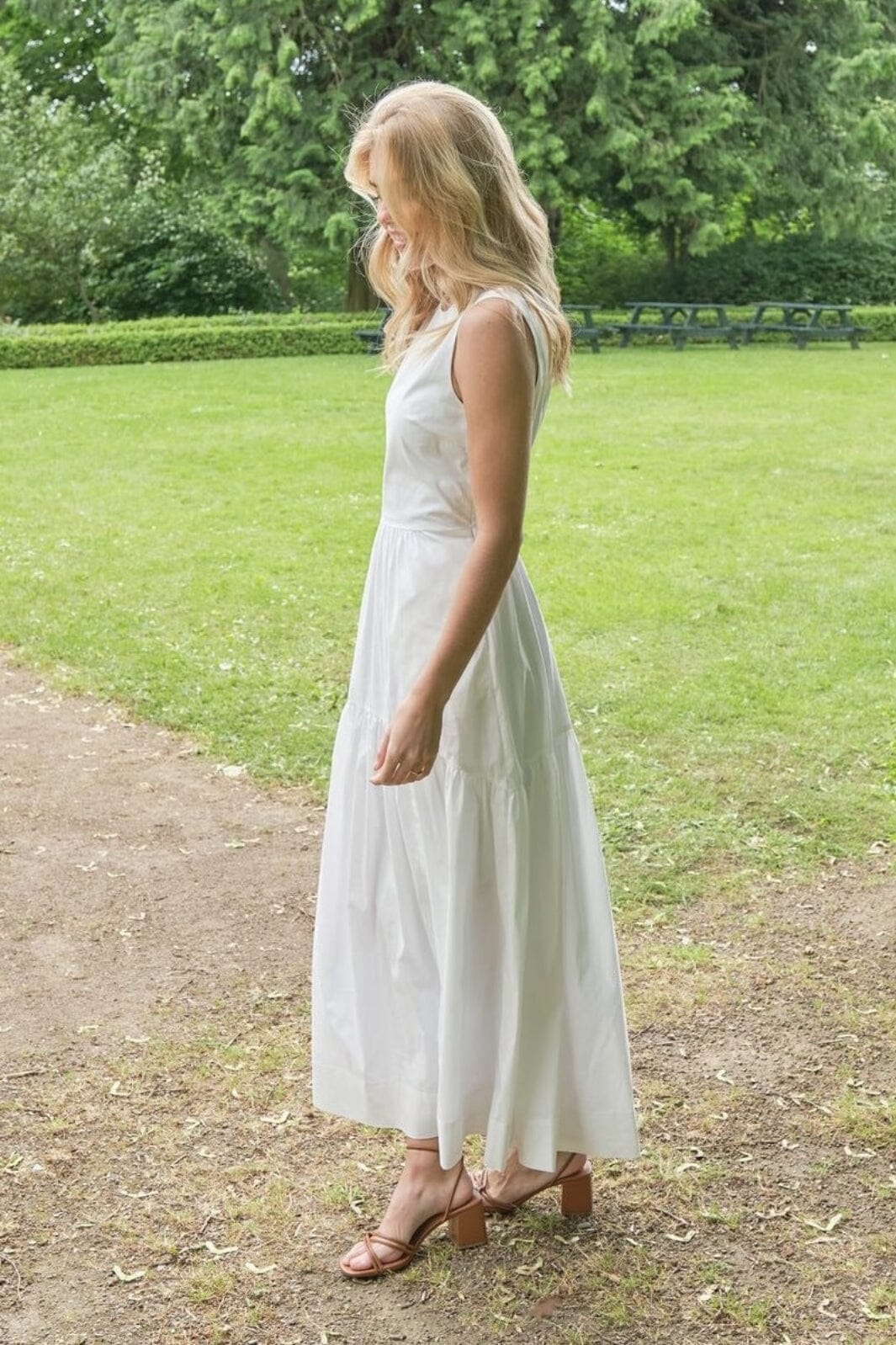 Neo Noir Eysha Poplin Dress white