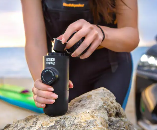 Minipresso NS Bundle Reise Kaffeemaschine To Go für Kapseln - Anthrazit