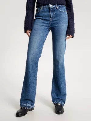 Calça jeans bootcut de cintura média com barra desfiada
