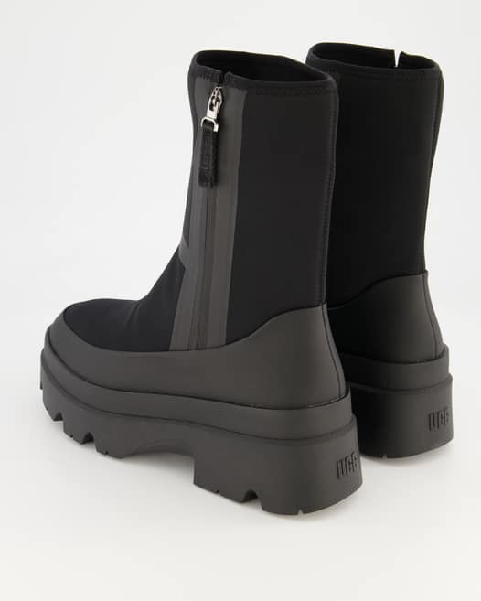 UGG Brisbane Mid Winterstiefel in Schwarz