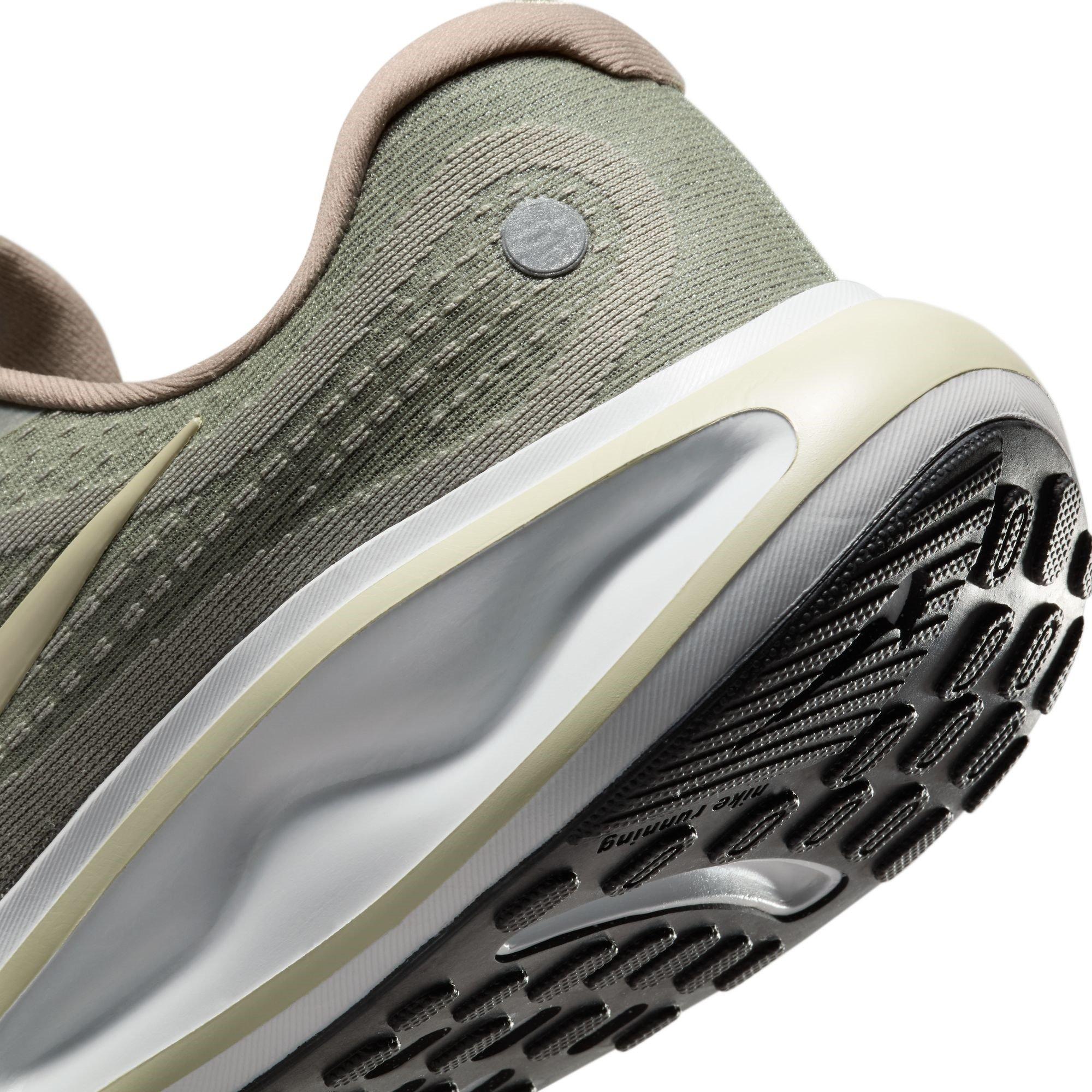 Nike Journey Run Mens Road Running Shoes
